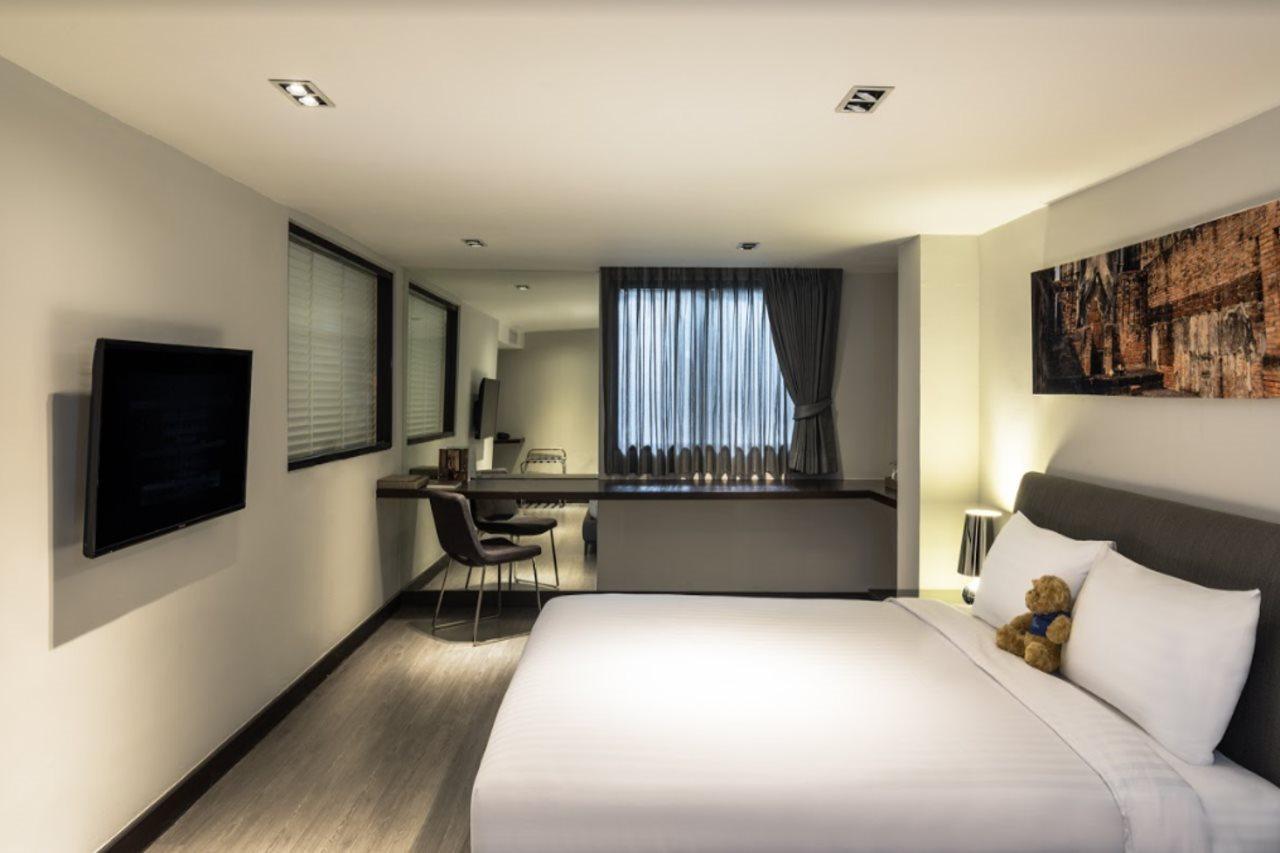 S33 Compact Sukhumvit Hotel Банкок Екстериор снимка